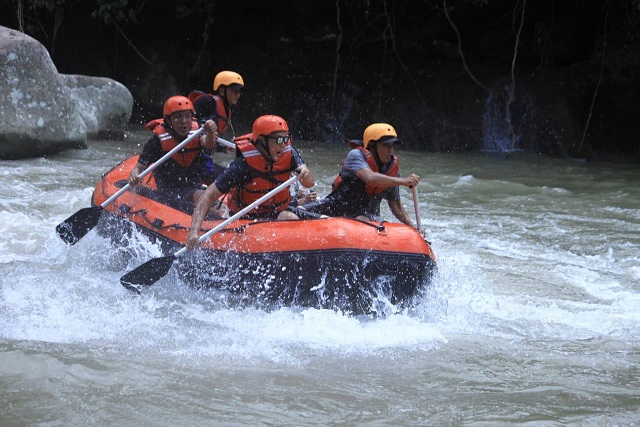 Rafting Ulu Manna